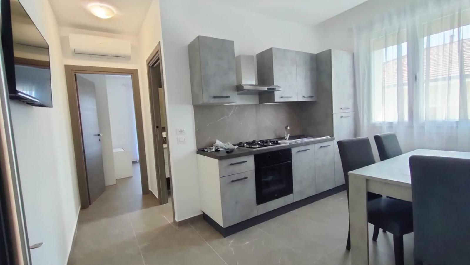 Villa Borghesi Suites Fronte Mare Rimini Eksteriør billede