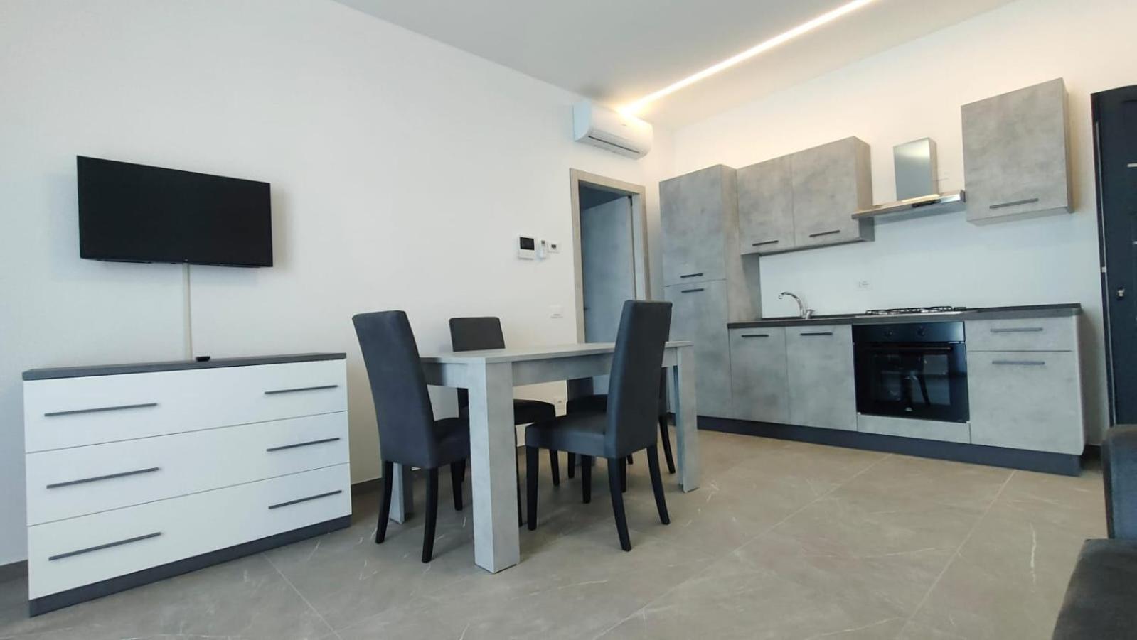 Villa Borghesi Suites Fronte Mare Rimini Eksteriør billede