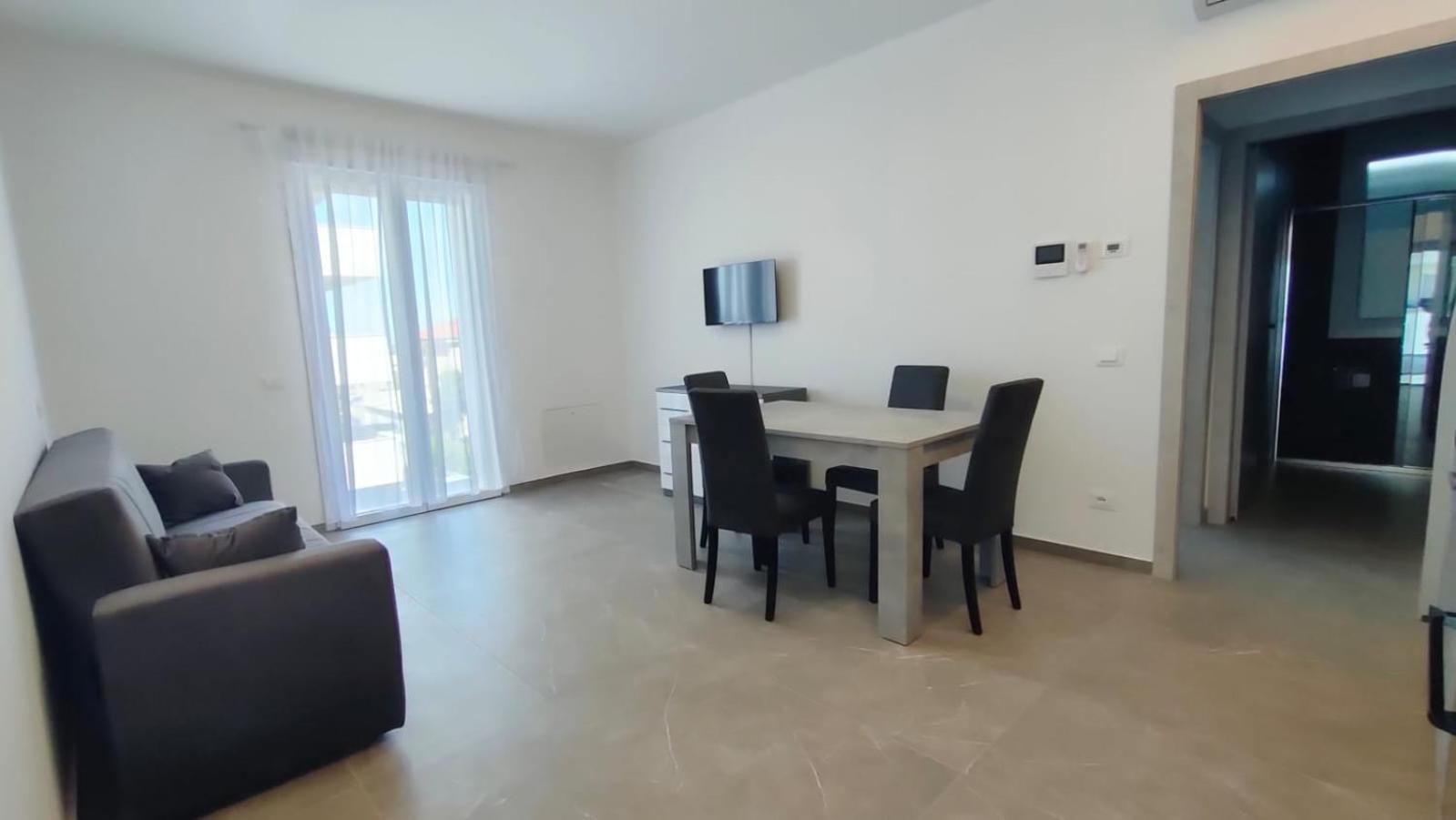 Villa Borghesi Suites Fronte Mare Rimini Eksteriør billede