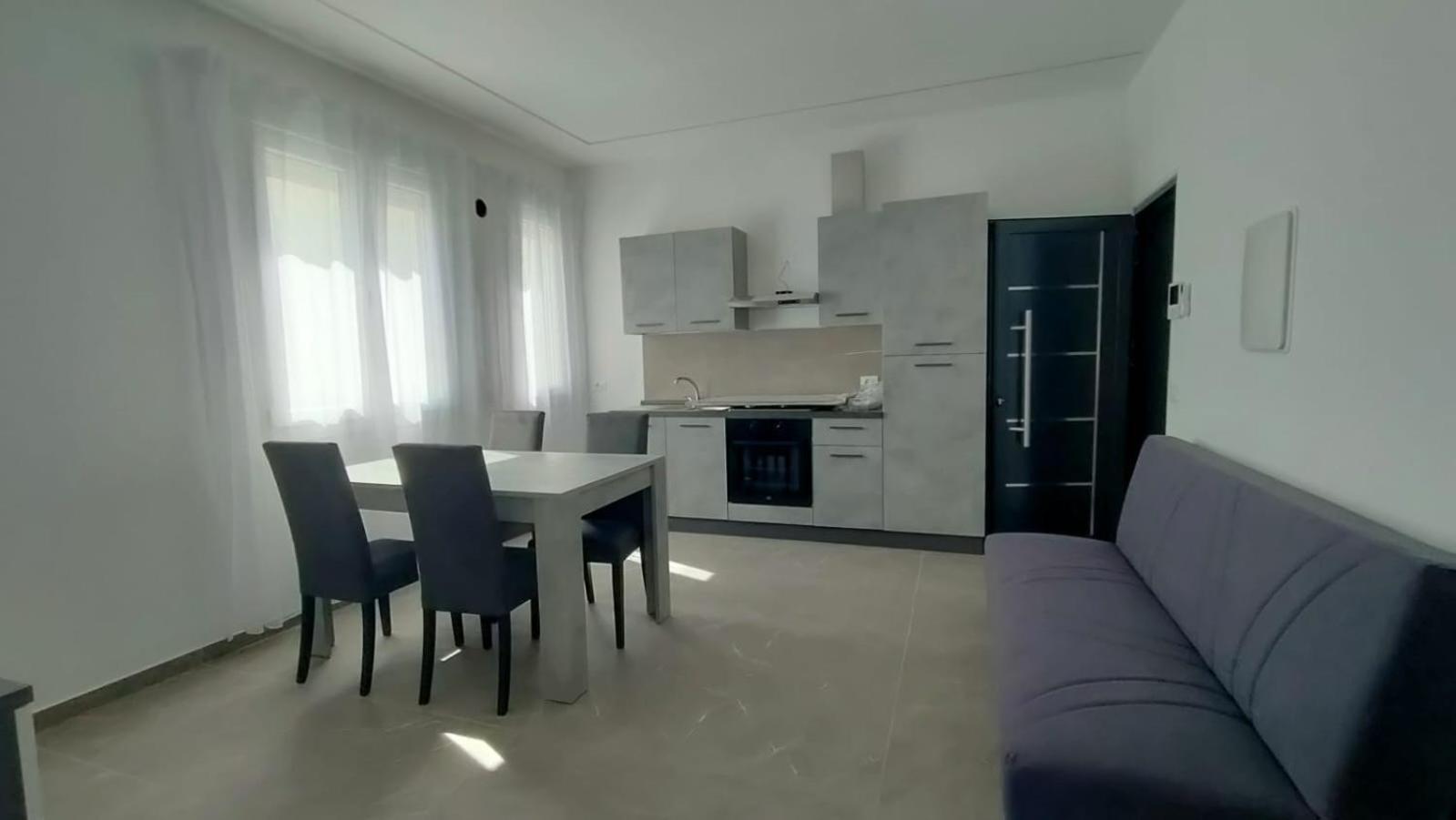 Villa Borghesi Suites Fronte Mare Rimini Eksteriør billede