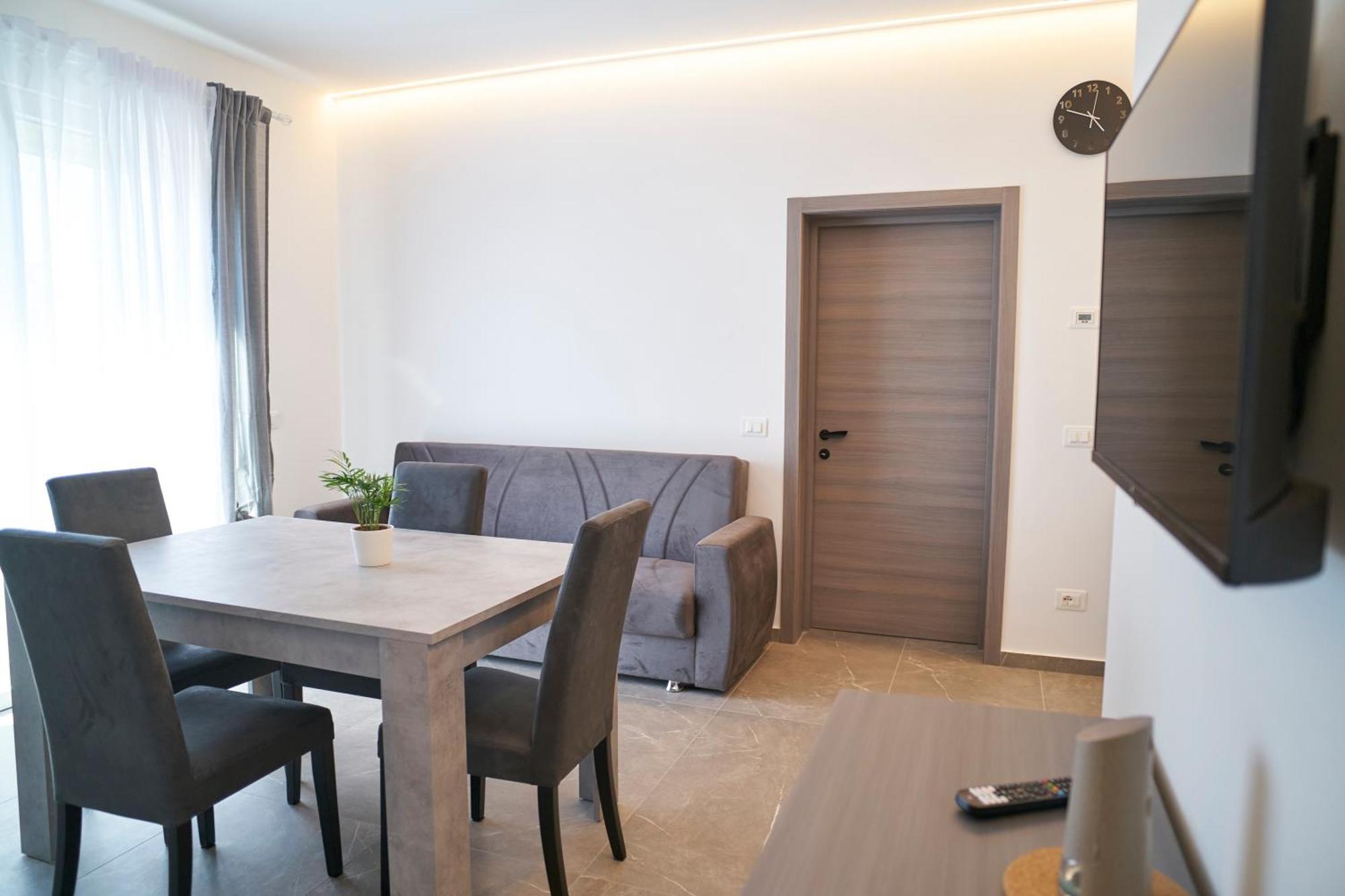 Villa Borghesi Suites Fronte Mare Rimini Eksteriør billede