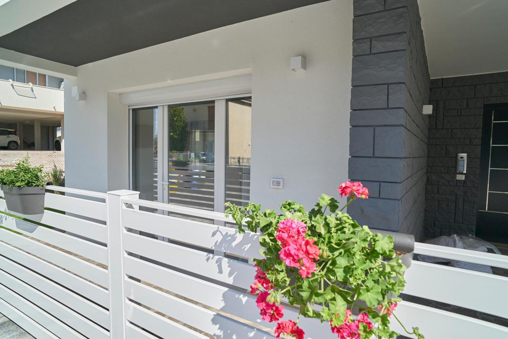 Villa Borghesi Suites Fronte Mare Rimini Eksteriør billede